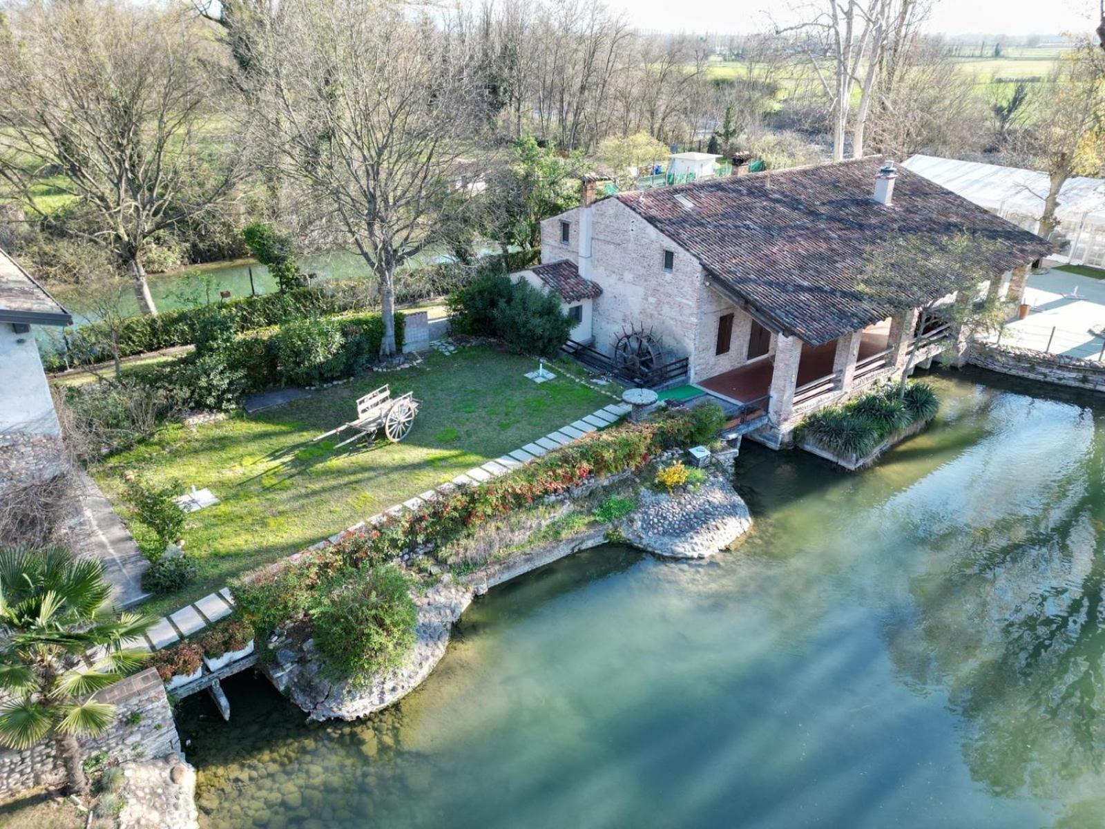 Villa Dei Mulini Вольта-Мантована Экстерьер фото